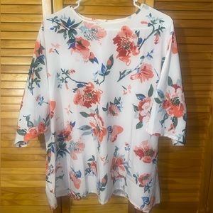 *3/$15* Floral Blouse 1XL